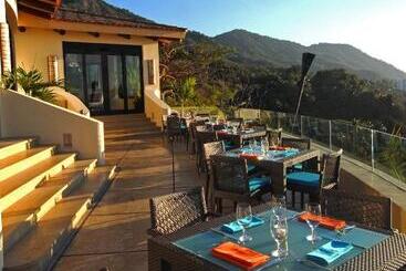 ホテル Garza Blanca Preserve Resort & Spa