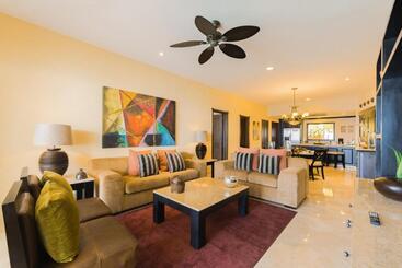 ホテル Garza Blanca Preserve Resort & Spa