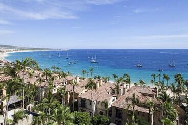 هتل Hacienda Beach Club & Residences
