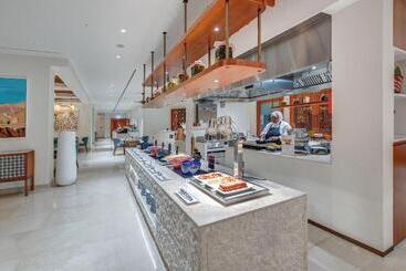 هتل Intercontinental Muscat, An Ihg