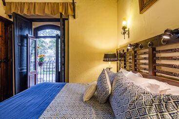 هتل Mansion Iturbe