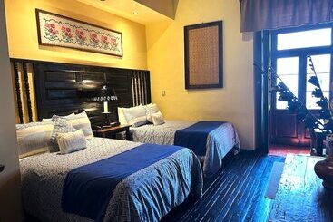 هتل Mansion Iturbe