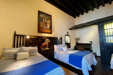 هتل Mansion Iturbe