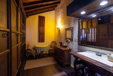 هتل Mansion Iturbe