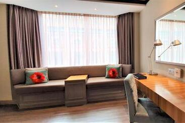 هتل Melia Kuala Lumpur