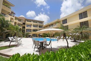 ホテル Playa Azul Cozumel