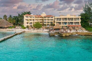 ホテル Playa Azul Cozumel