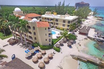 ホテル Playa Azul Cozumel