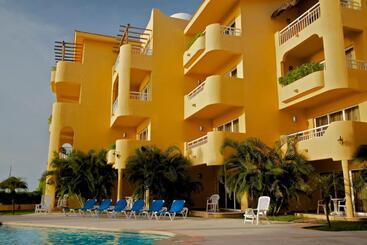 ホテル Playa Azul Cozumel