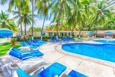 هتل Posada Real Ixtapa