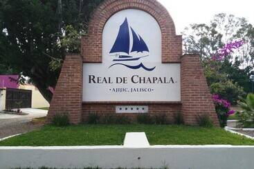 هتل Real De Chapala