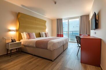 Seaview Hotel   Adults Only 16 Plus - Qawra
