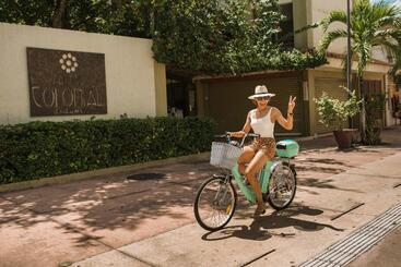 هتل Suites Colonial