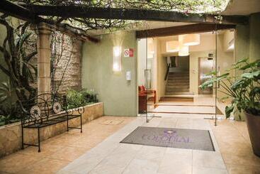 هتل Suites Colonial