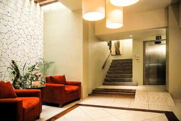 هتل Suites Colonial