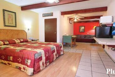 هتل Suites Kino