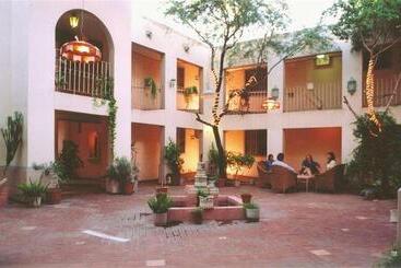 هتل Suites Kino