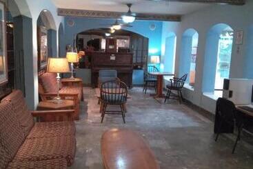 هتل Suites Kino
