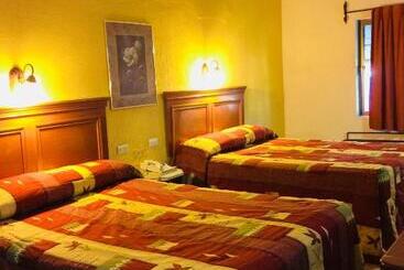 هتل Suites Kino