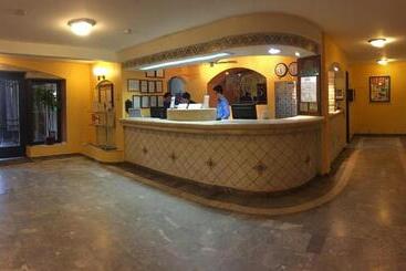 هتل Suites Kino