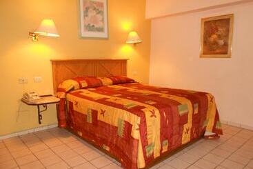 هتل Suites Kino