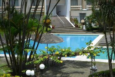هتل Villa Florida Córdoba