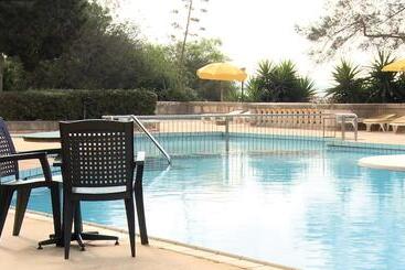 Urban Valley Resort & Spa