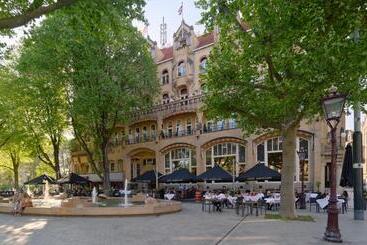 Clayton Hotel Amsterdam American