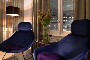 Clayton Hotel Amsterdam American