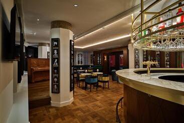 Clayton Hotel Amsterdam American