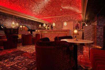 Clayton Hotel Amsterdam American