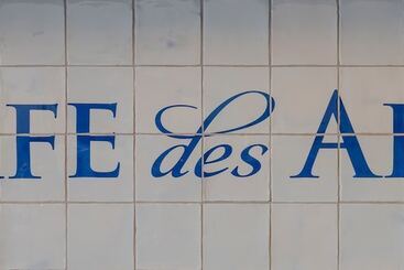 هتل Des Arts