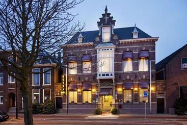 هتل Dordrecht