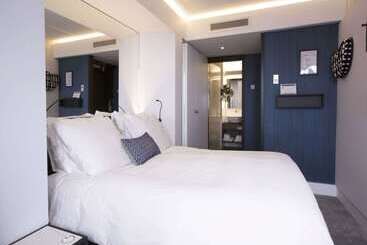 Golden Tulip Hotel Central