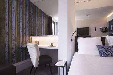 Golden Tulip Hotel Central