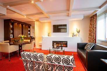 Golden Tulip Hotel Central