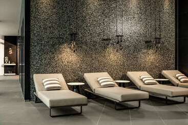 هتل Hilton Amsterdam Airport Schiphol