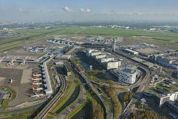 هتل Hilton Amsterdam Airport Schiphol