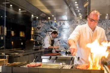 هتل Hilton Amsterdam Airport Schiphol