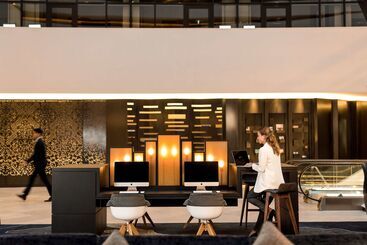 هتل Hilton Amsterdam Airport Schiphol
