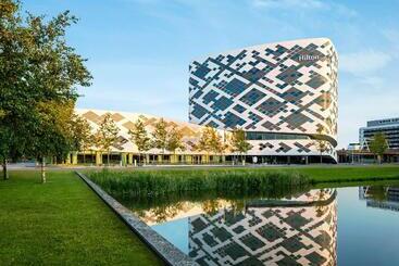 هتل Hilton Amsterdam Airport Schiphol