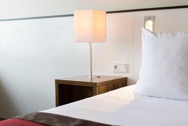 هتل Holiday Inn Eindhoven Centre, An Ihg