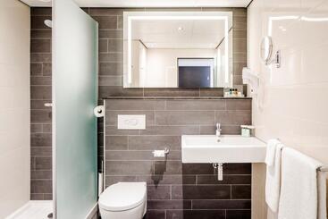 هتل Holiday Inn Eindhoven Centre, An Ihg