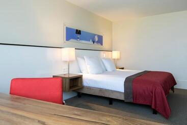 هتل Holiday Inn Eindhoven Centre, An Ihg