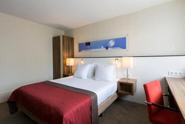 هتل Holiday Inn Eindhoven Centre, An Ihg