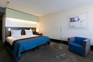 هتل Holiday Inn Eindhoven Centre, An Ihg