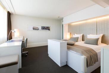 هتل Holiday Inn Eindhoven Centre, An Ihg
