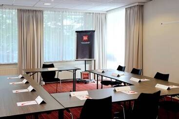 ホテル Ibis Tilburg