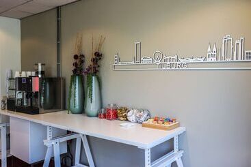 ホテル Ibis Tilburg