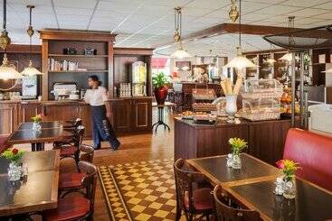 ホテル Ibis Tilburg